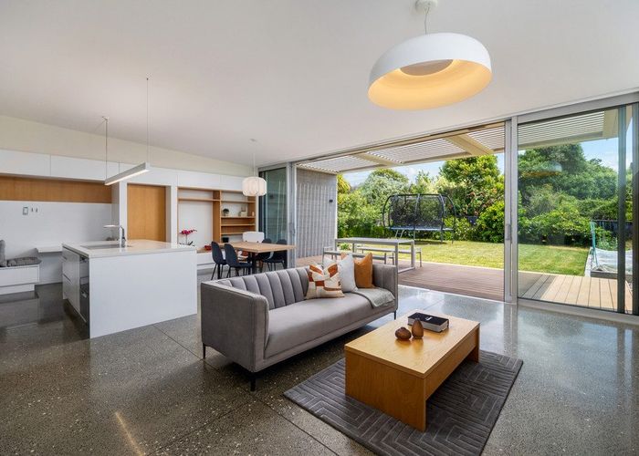  at 28 Parkdale Road, Mount Albert, Auckland