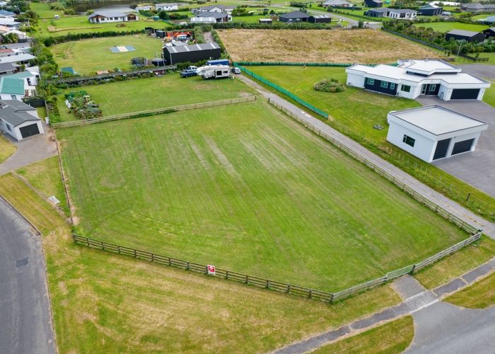  at 2 Nicolas Place, Foxton Beach, Foxton
