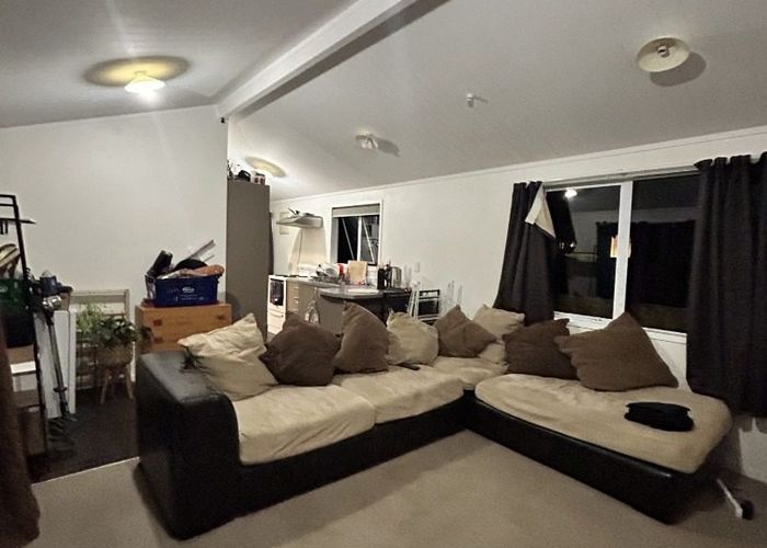  at 11b  Garth Place, Manurewa, Manukau City, Auckland