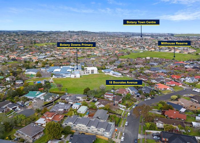 at 18 Booralee Avenue, Botany Downs, Manukau City, Auckland