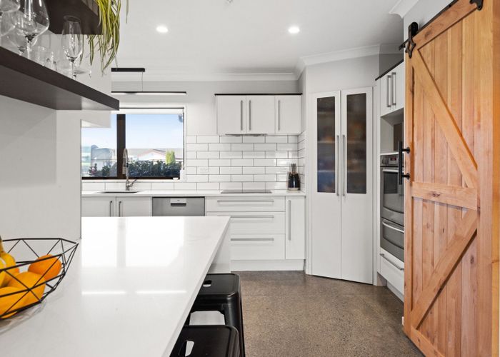  at 166 Avondale Road, Greenmeadows, Napier