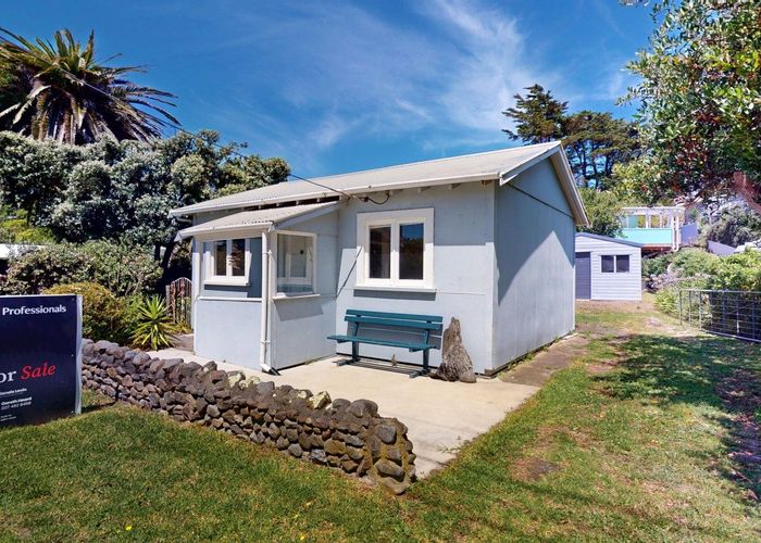  at 647 Waitarere Beach Road, Waitarere Beach, Horowhenua, Manawatu / Whanganui