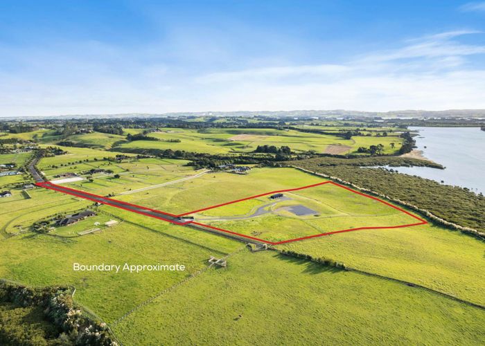  at 85 Sanctuary Drive, Glenbrook, Auckland