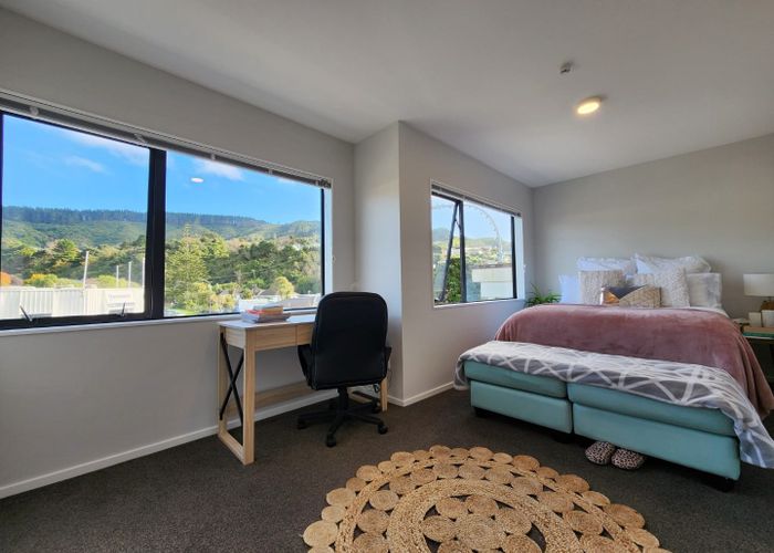  at 4/232 Main Road, Tawa, Wellington