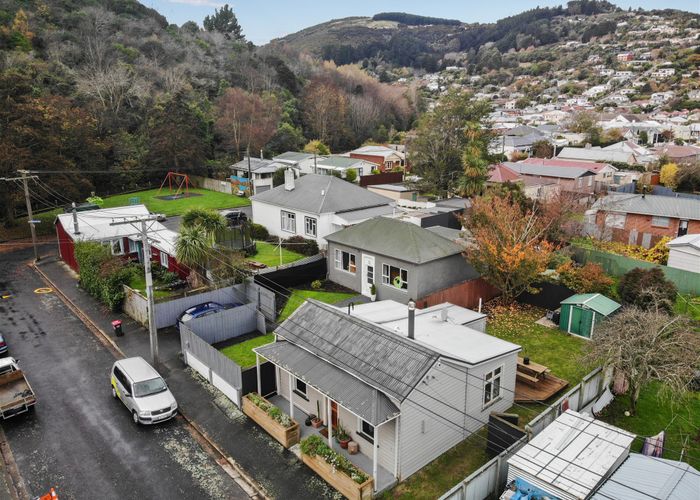 Free property data for 6 Coburn Avenue, North East Valley, Dunedin