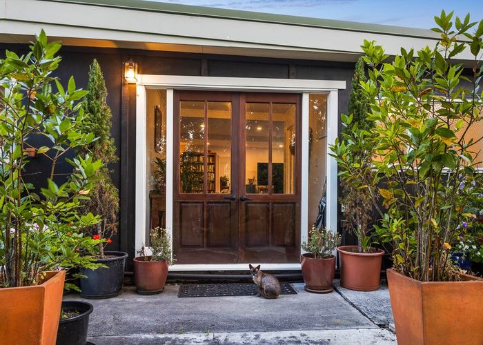  at 1021 Old North Road, Waimauku, Waimauku