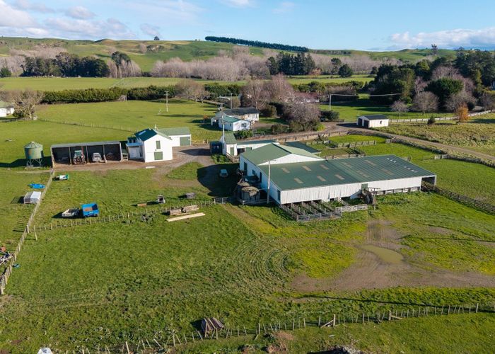  at 581 Maunga Road, Dannevirke, Tararua, Manawatu / Whanganui
