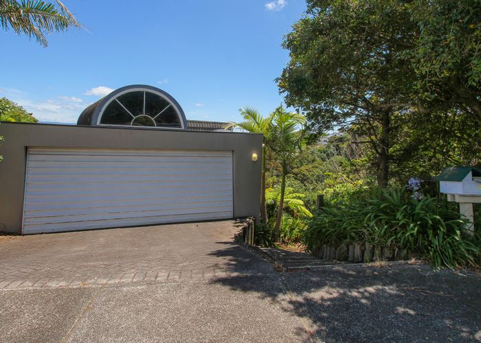 at 87 Hadfield Street, Beach Haven, Auckland