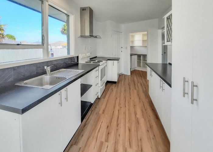  at 10 Woodlands Place, Aranui, Christchurch City, Canterbury