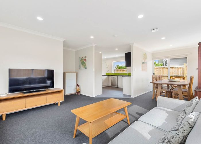  at 7 De Quincey Terrace, Highland Park, Auckland