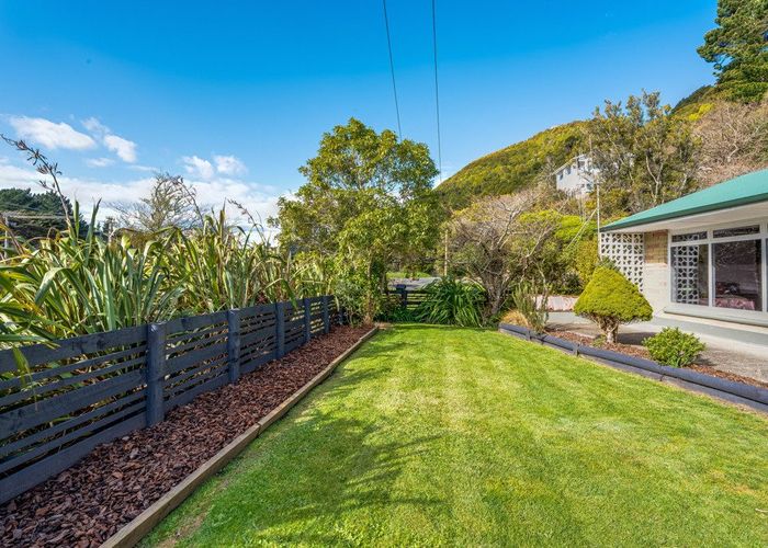  at 564 Main Road North, Timberlea, Upper Hutt, Wellington