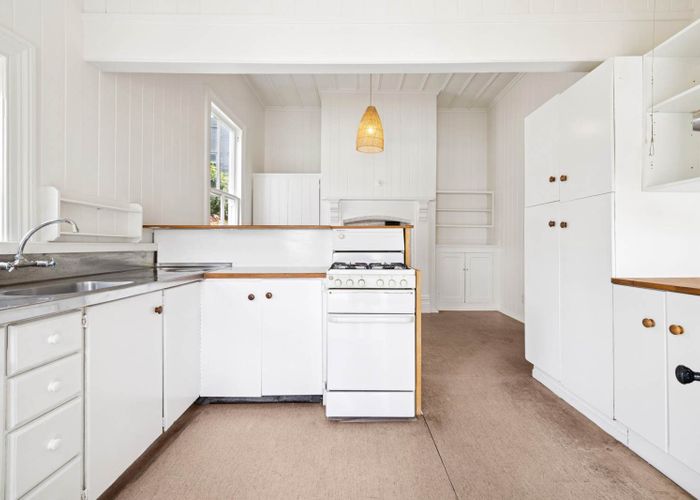  at 6 Akiraho Street, Mount Eden, Auckland City, Auckland