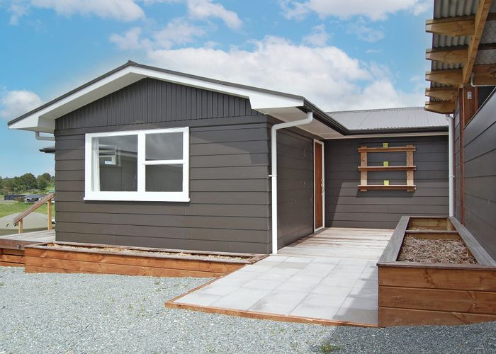  at 48 Houkura Way, Hakaru