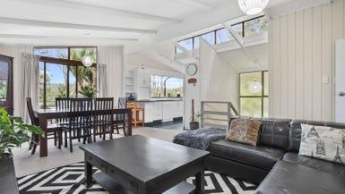  at 185 Laingholm Drive, Laingholm, Auckland