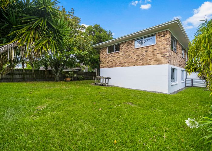  at 7A Hyde Road, Rothesay Bay, Auckland