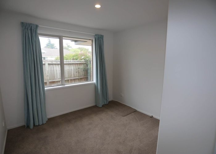  at 72b Burwood Road, Burwood, Christchurch City, Canterbury