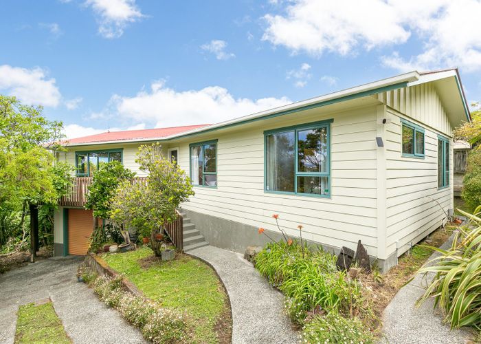  at 54 Akaroa Drive, Maupuia, Wellington, Wellington