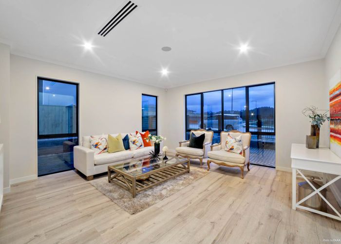  at 64 Mettam Drive, Swanson, Auckland