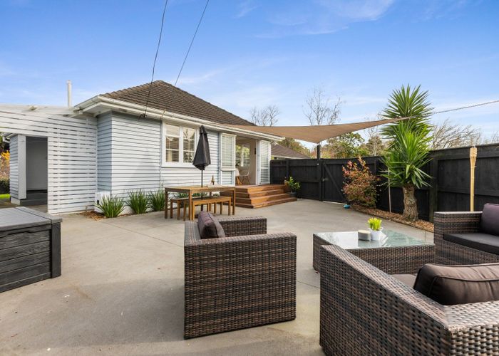  at 7 Camden Street, Vogeltown, New Plymouth