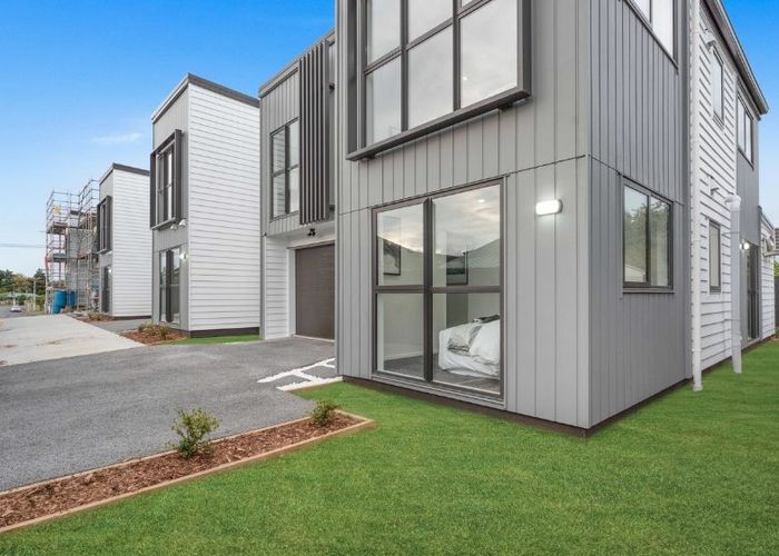  at 10C Healy Road, Manurewa, Auckland