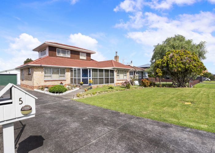 at 5 Mail Avenue, Weymouth, Manukau City, Auckland