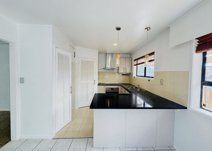  at 42C Hoteo Avenue, Papatoetoe, Manukau City, Auckland