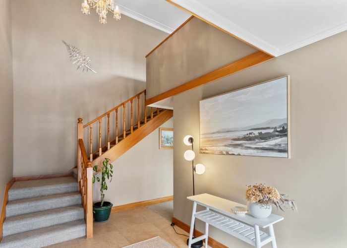  at 27 Oakpark Place, West Harbour, Waitakere City, Auckland