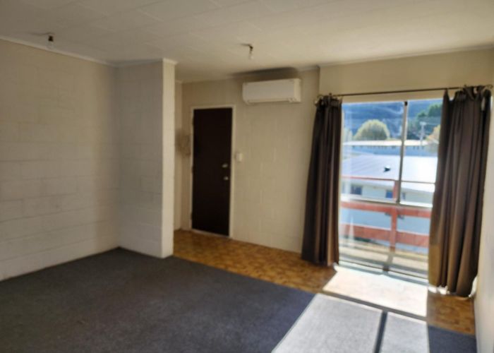  at 9/43A Merton Street, Trentham, Upper Hutt, Wellington