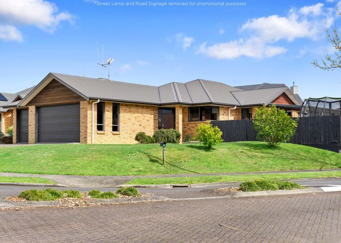  at 1 Parkwood Place, Huntington, Hamilton, Waikato