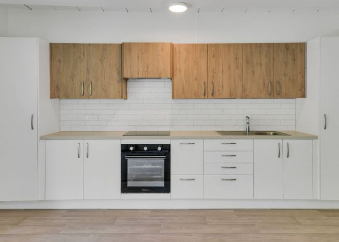  at 3/114A Deep Creek Rd, Torbay, North Shore City, Auckland