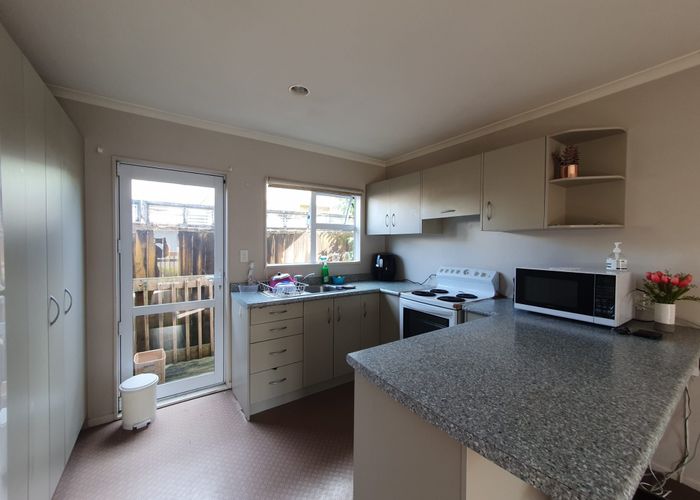  at 2B Wattle St, New Lynn, Waitakere City, Auckland