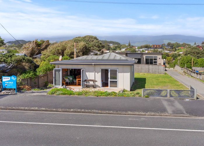  at 66A Marine Parade, Otaki Beach, Kapiti Coast, Wellington