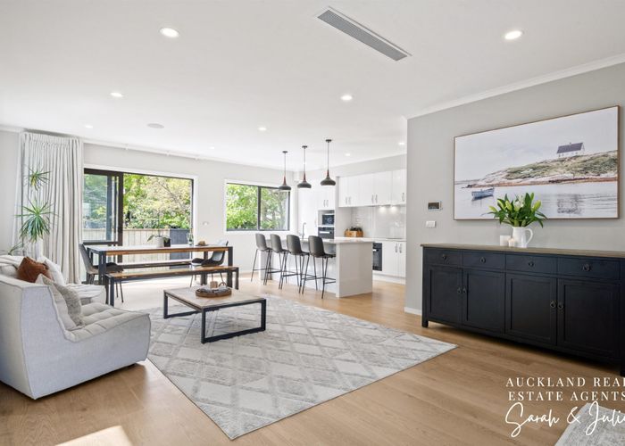  at 32 Otahuri Crescent, Greenlane, Auckland