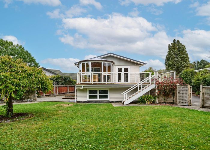  at 32 Wai-iti Crescent, Woburn, Lower Hutt, Wellington