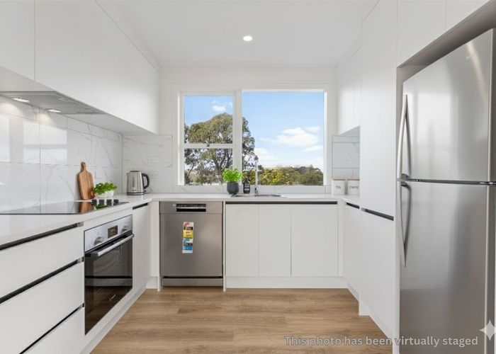  at 4/34 Richard Farrell Avenue, Remuera, Auckland