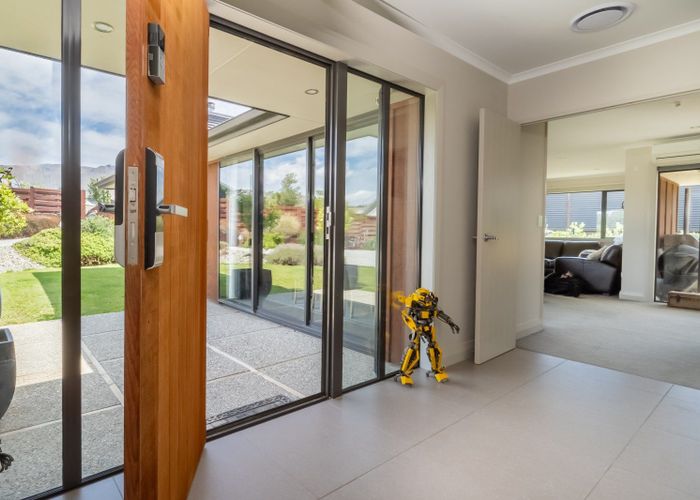  at 46 Missy Crescent, Mount Pisa