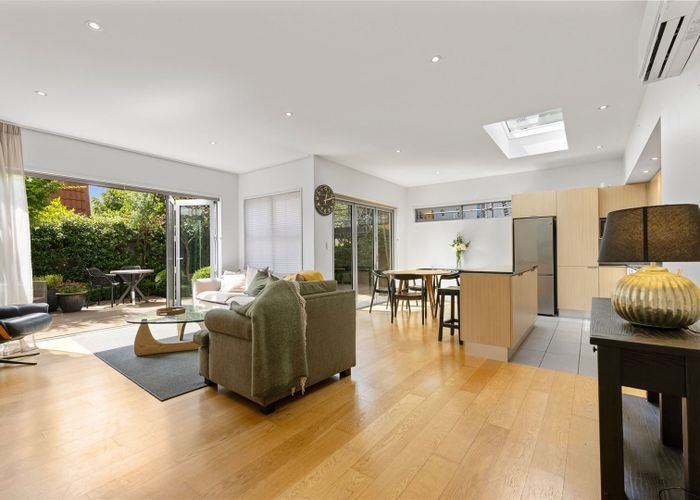  at 26 Rhodes Street, Merivale, Christchurch