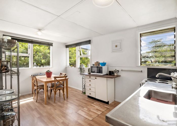  at 12 Kestrel Place, Wai O Taiki Bay, Auckland City, Auckland