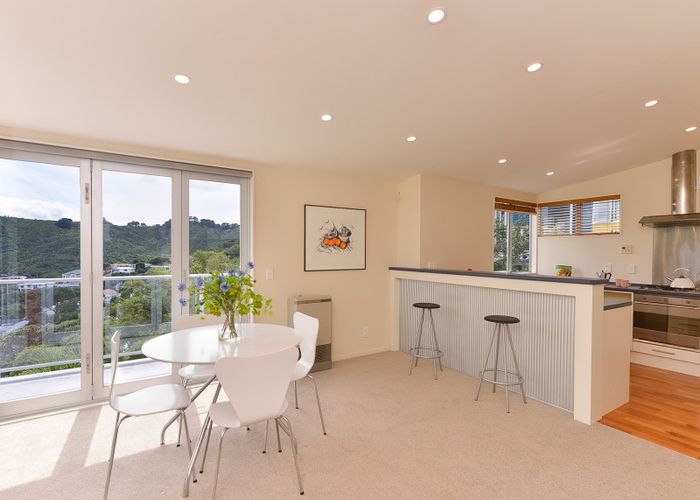  at 71 Nevay Road, Miramar, Wellington