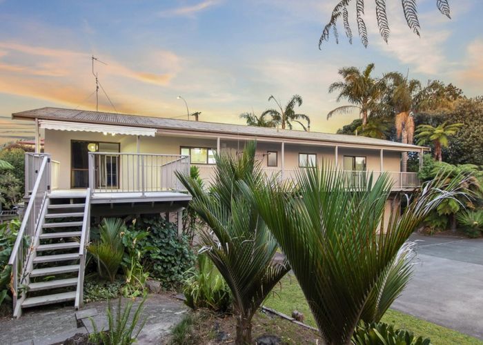  at 1215 Cameron Road, Gate Pa, Tauranga