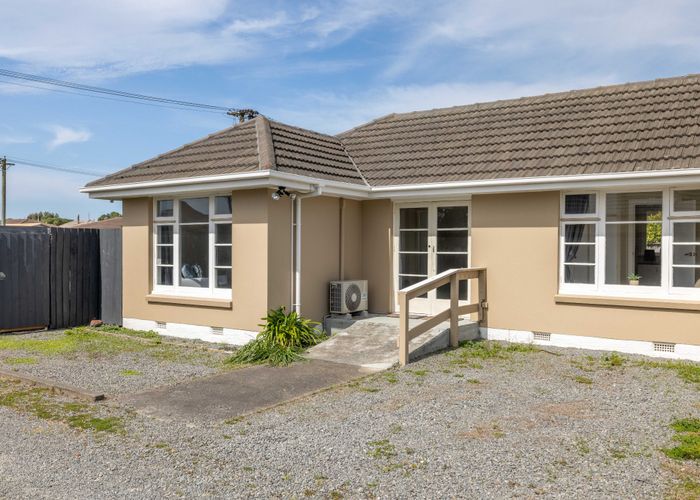  at 1/100 Oram Avenue, New Brighton, Christchurch