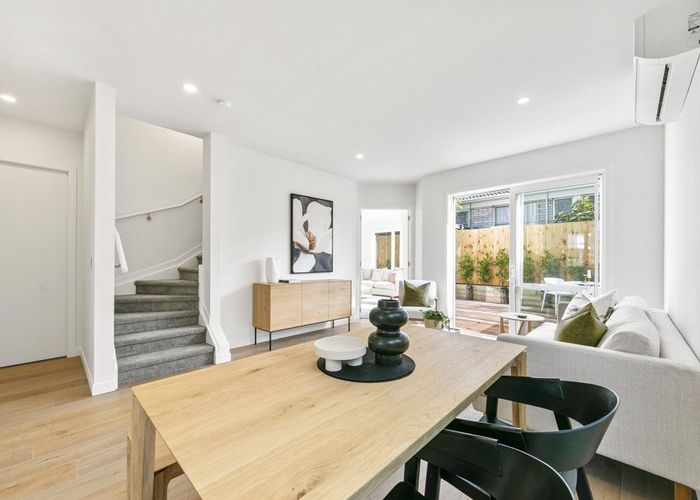  at 4C Towra Place, Botany Downs, Manukau City, Auckland