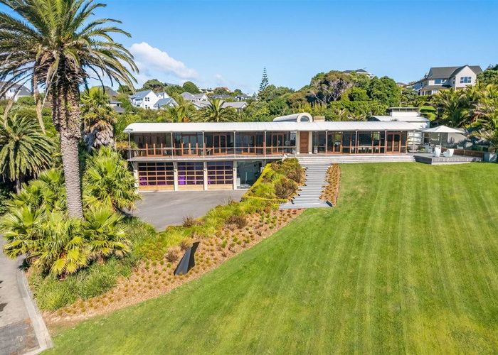  at 360 Paremata Road, Pauatahanui, Porirua, Wellington