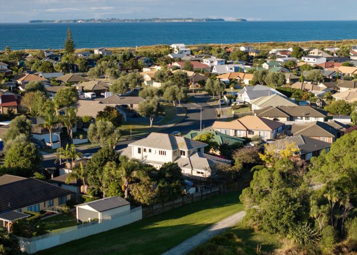  at 43 Longview Drive, Papamoa Beach, Papamoa