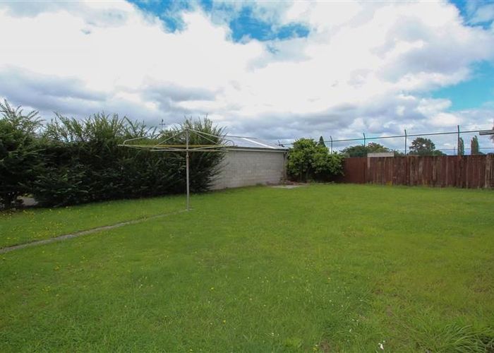  at 16 Jeanette Street, Glenview, Hamilton, Waikato
