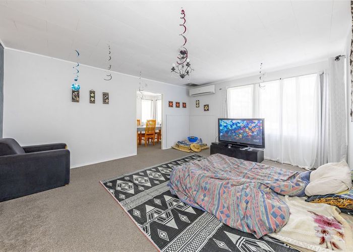  at 24 Carter Place, Manurewa, Manukau City, Auckland