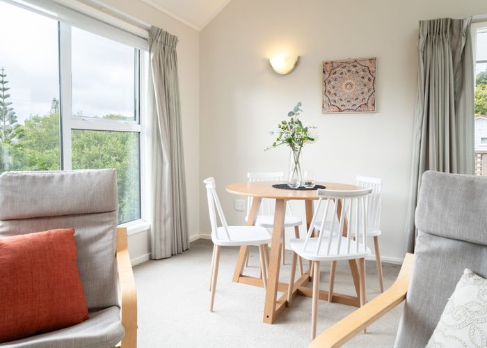  at 18B Penryn Drive, Camborne, Porirua