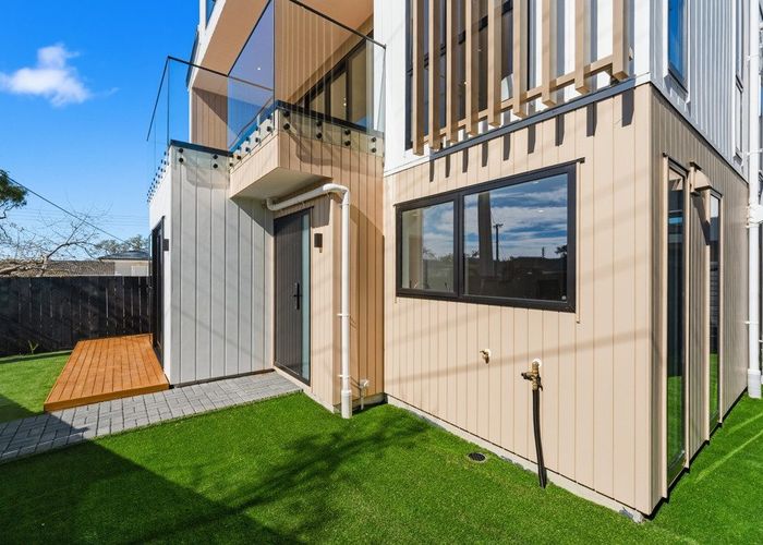  at 8 Stanley Avenue, Milford, North Shore City, Auckland