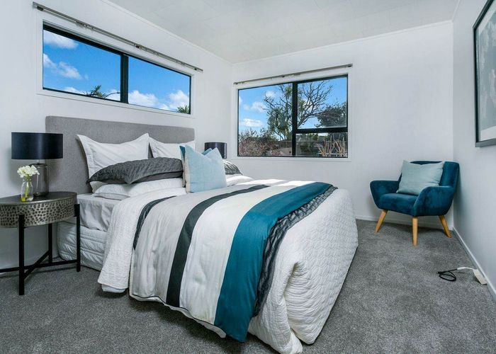  at 11 Cabello Place, Unsworth Heights, Auckland