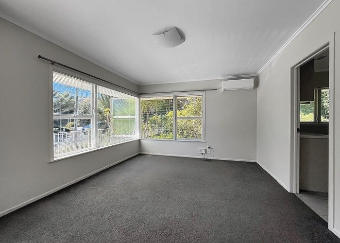  at 1/216 Beach Road, Campbells Bay, North Shore City, Auckland